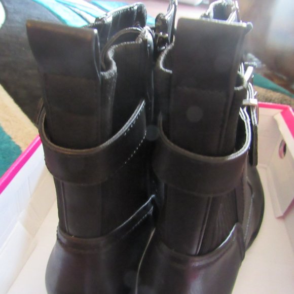 Torta Caliente  Above Ankle Boots  Size 10 M - Picture 7 of 8